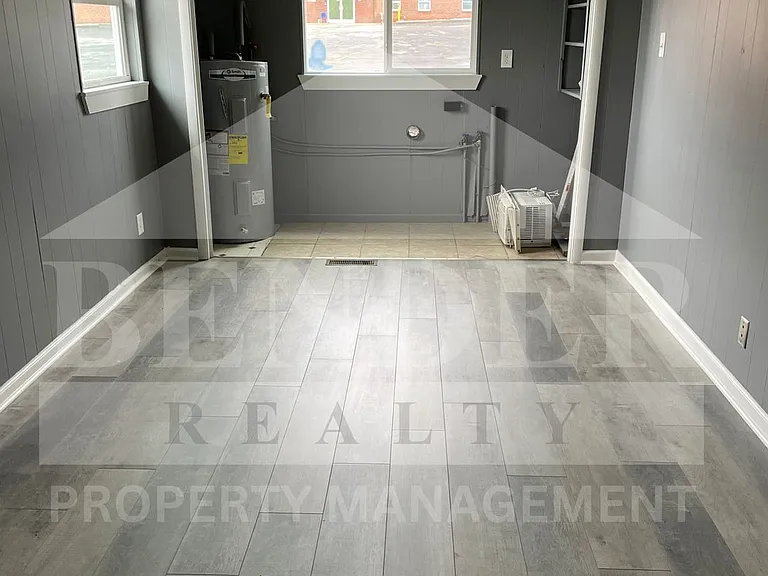 919 Hackberry Dr NW — Photo 8