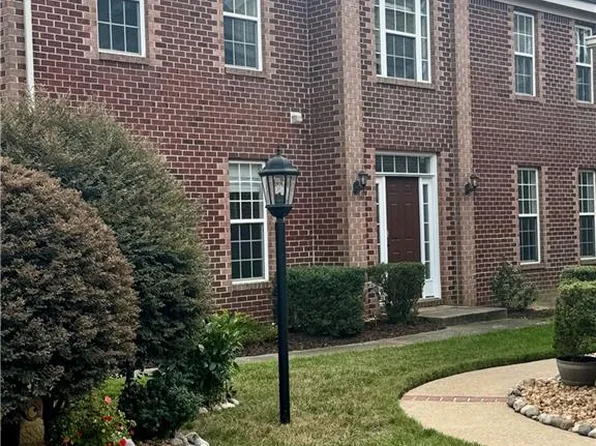 1007 Skiffs Landing Ln, Suffolk, VA 23435