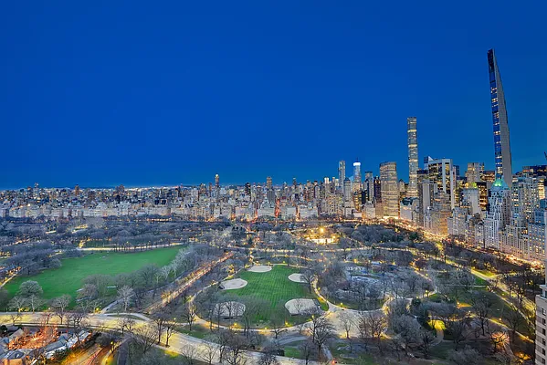 Rented by Douglas Elliman | media 21