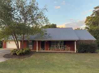 746 Providence Rd, Maryville, TN 37804