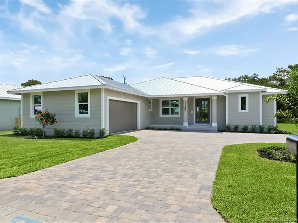 1133 NE Orange Ave, Jensen Beach, FL 34957
