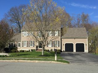 14000 Briarwood Ln, Urbandale, IA 50323