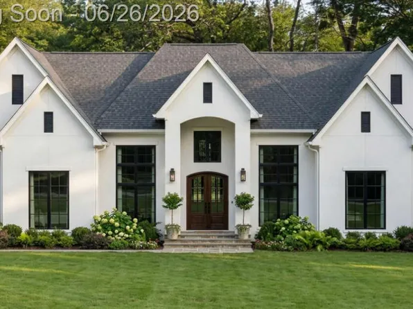 2775 Verona Way, Milford, MI 48381