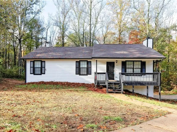 2311 Cedar Creek Ct, Lithia Springs, GA 30122