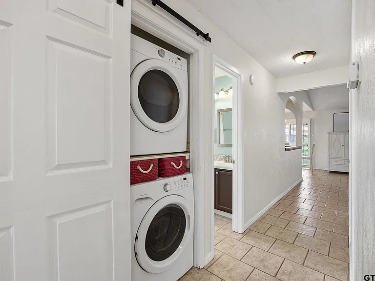 400 S Town Dr #308 — Photo 19
