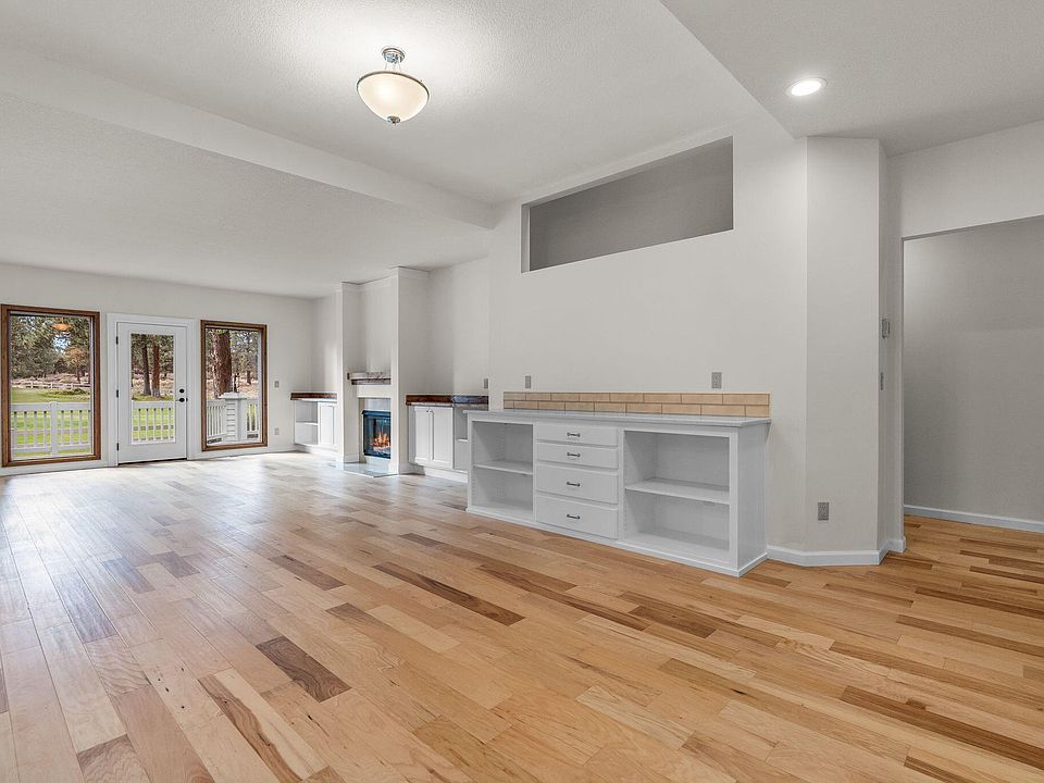 60713 Willow Creek Loop, Bend, OR 97702 Zillow