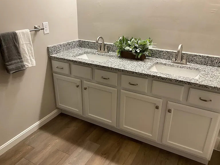 1388 Ashford Pl — Photo 12
