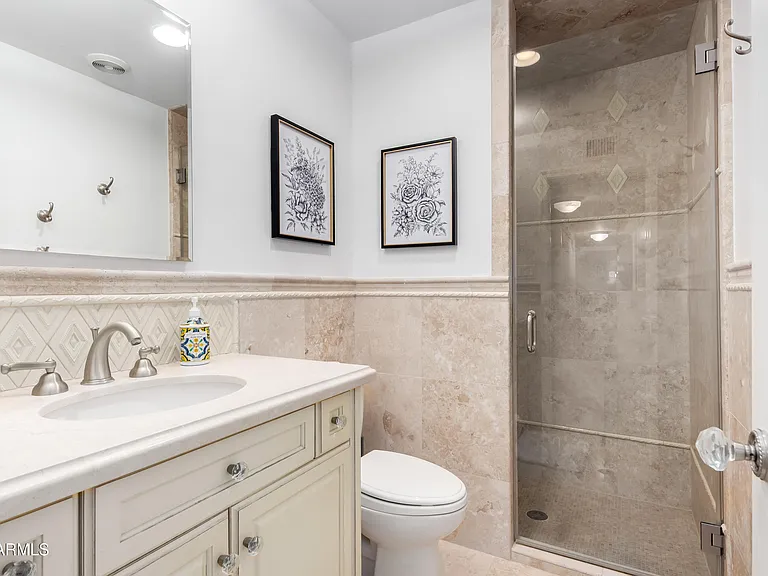 14425 N Coral Gables Dr — Photo 29