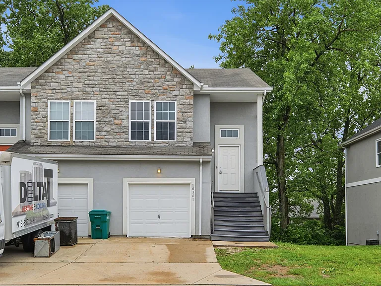 10341 Parkview Ave — Photo 13