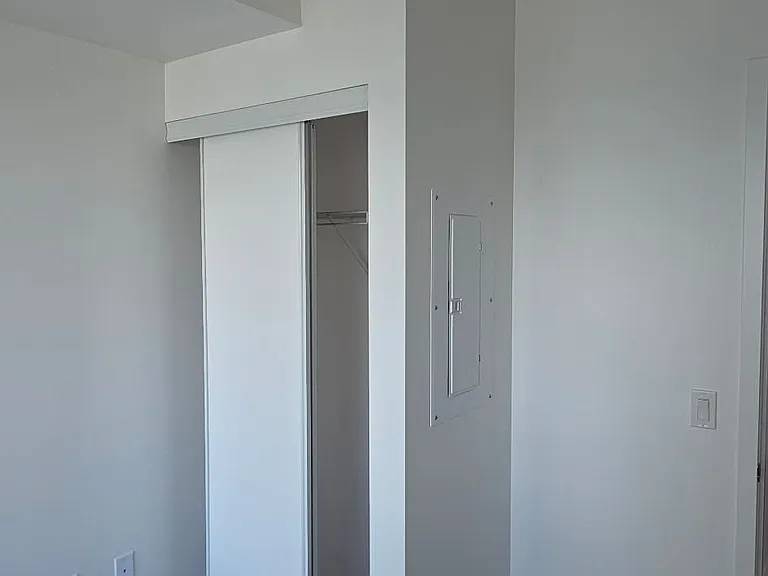 195 Redpath Ave #2212 — Photo 10