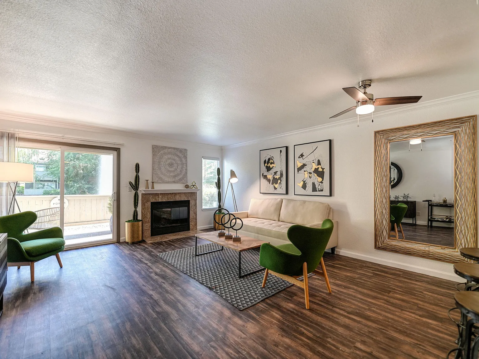 Harbor Oaks Apartments — Photo 1