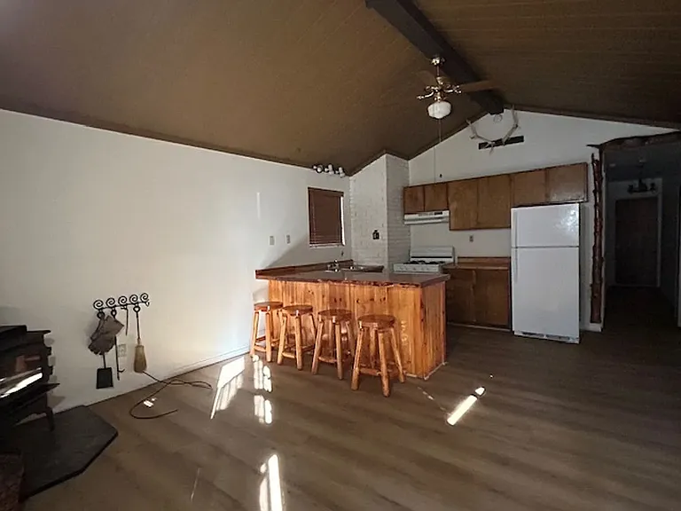 259 Spruce Ln — Photo 5