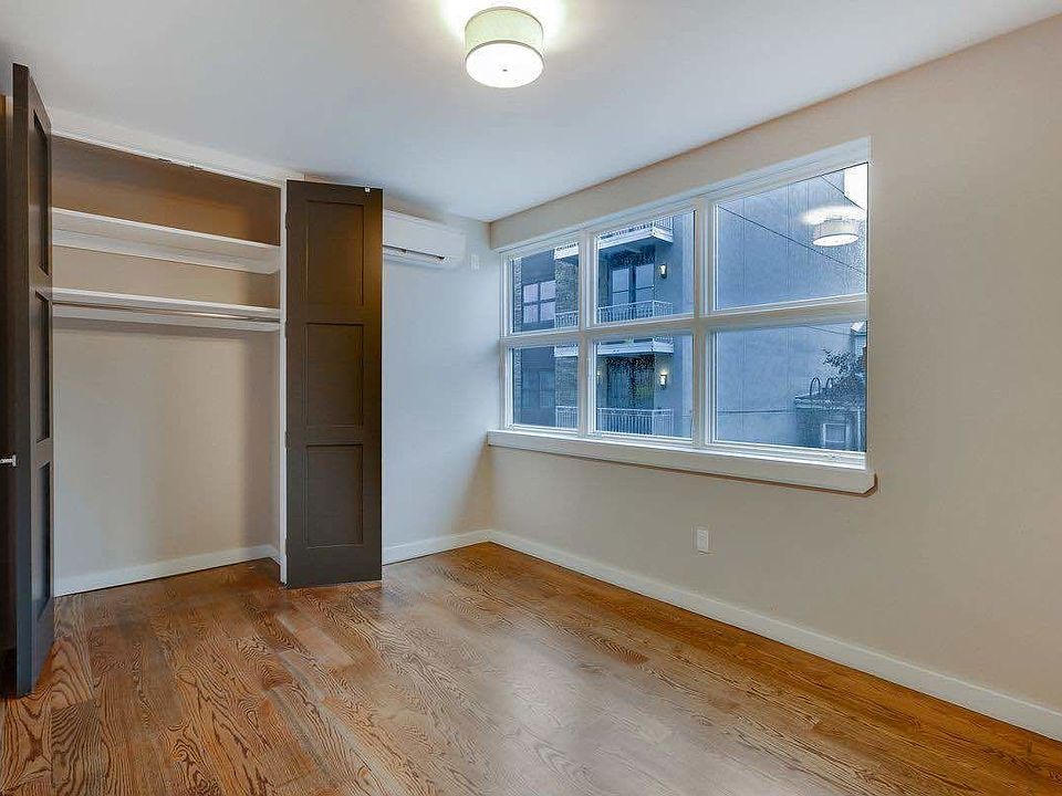 2nd image of 133 Leonard St #1LL