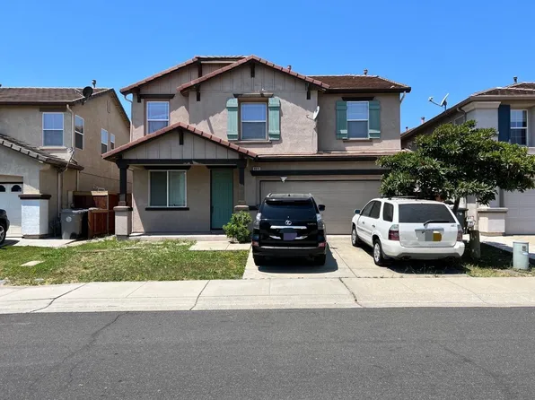 4911 Broadwater Dr, Sacramento, CA 95835