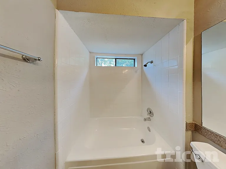 2637 Bennington Ct — Photo 14