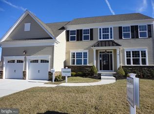 16 Monet Dr, Mays Landing, NJ 08330