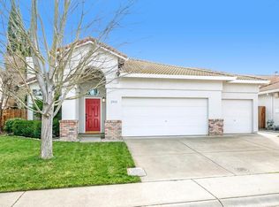 2960 Mallorca Ln, Davis, CA