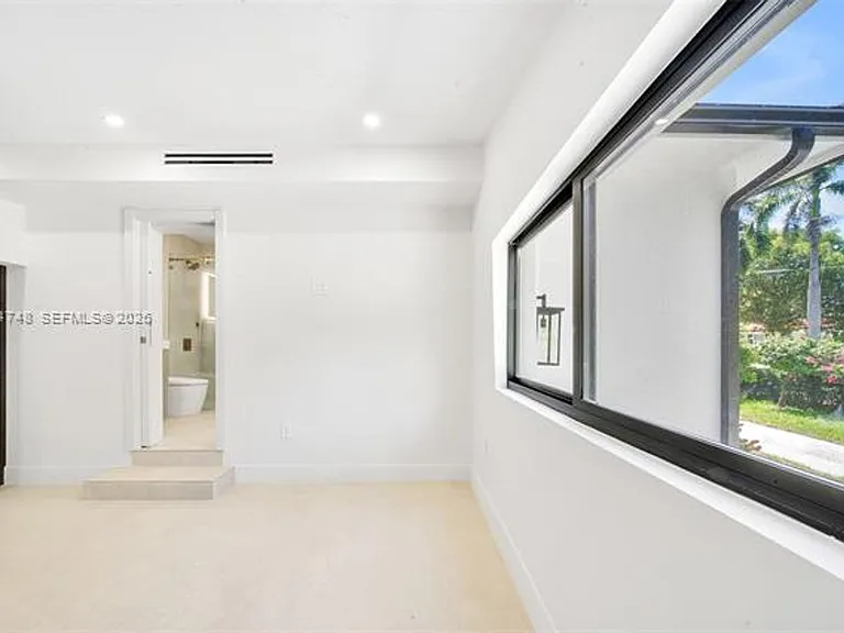 899 NE 71st St #899 — Photo 70