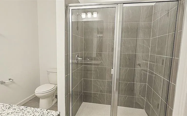 429 Silver Palm Dr — Photo 11