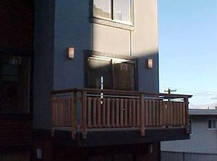 1017 NE North St #39, Seattle, WA 98133