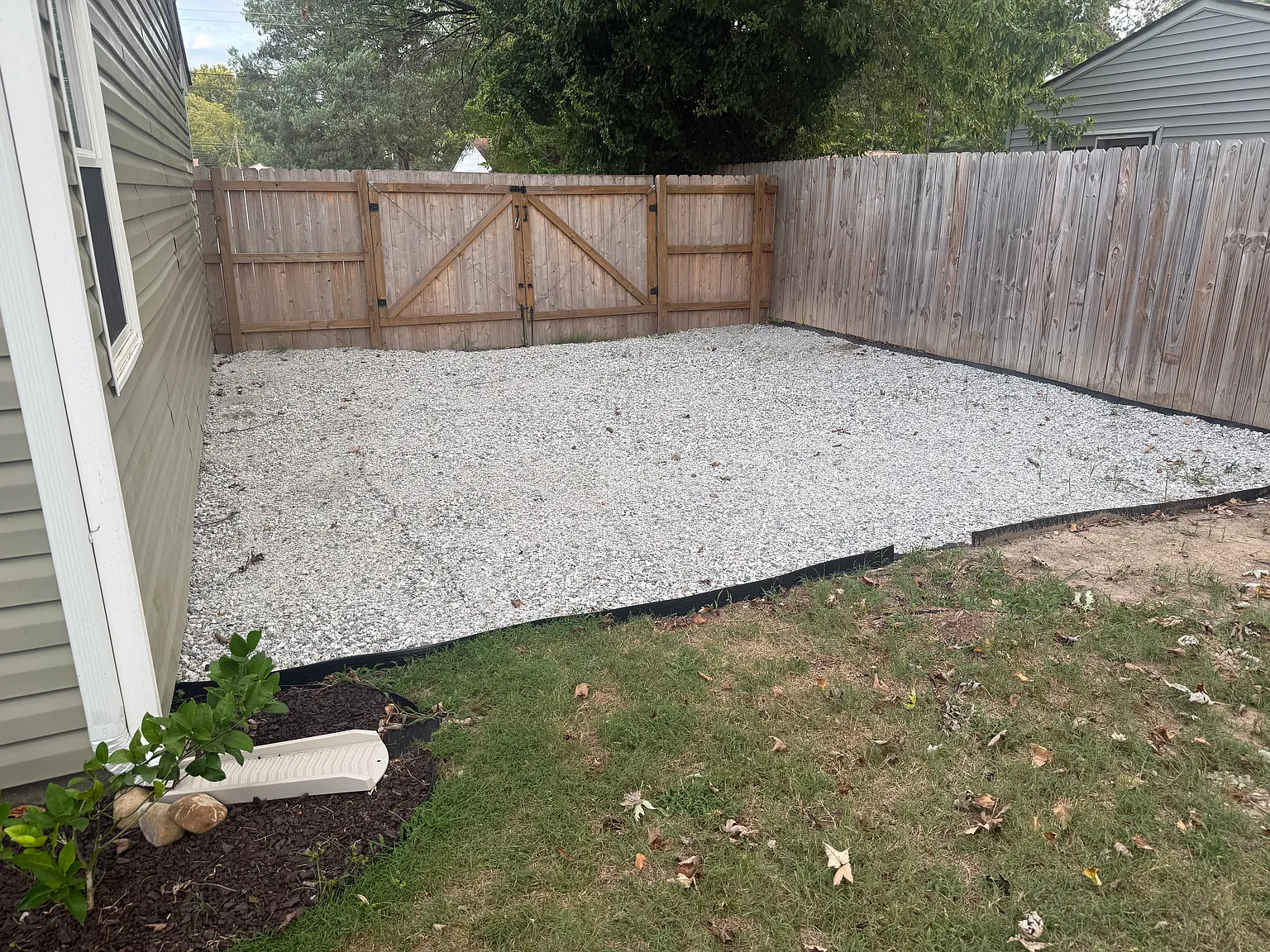4 bed, 1333 sqft, $2,750 — Photo 4