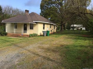 5927 Maple St, Charlotte, NC 28269