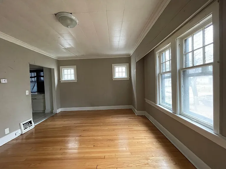 420 W Keefe Ave #420 — Photo 2