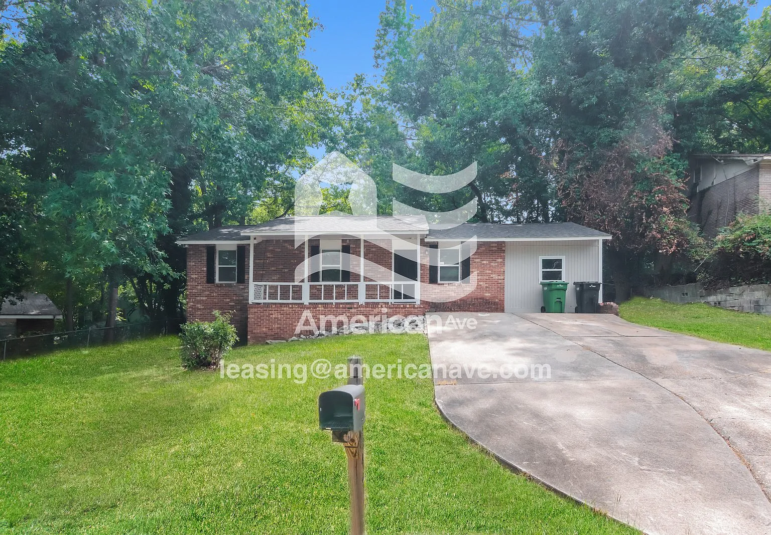 3 bed, 1.0 bath, 1195 sqft, $860 — Photo 1