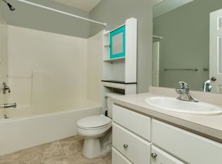 788 Eagle Dr, Fenton, MI 48430