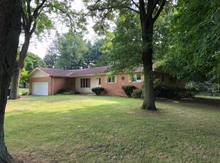 632 N Oak Dr, Plymouth, IN 46563