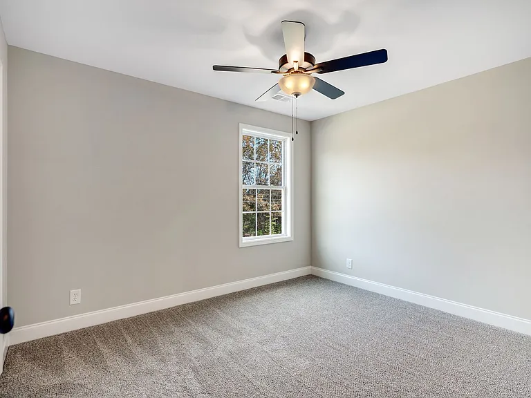 533 S Halifax Ct — Photo 17