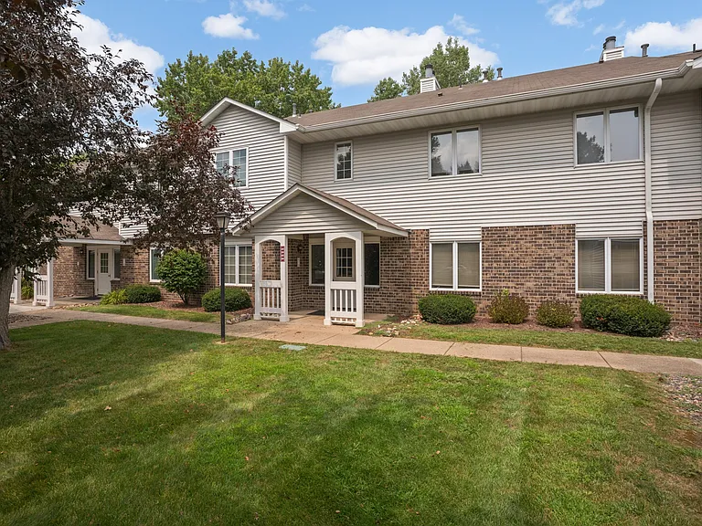 3575 Blue Jay Way — Photo 23