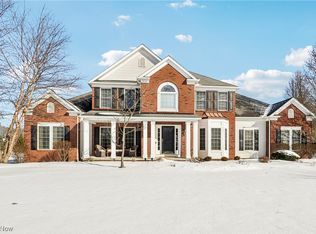 210 Lookout Point, Aurora, OH 44202