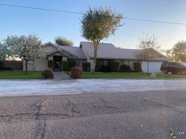 647 Hamblet Rd, Imperial, CA 92251
