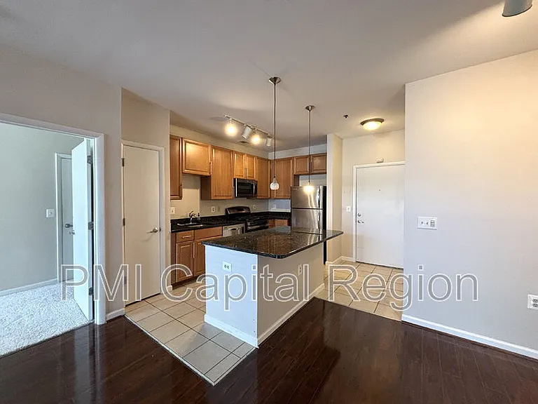 1201 E West Hwy #451 — Photo 5
