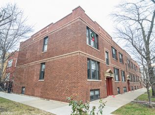 2920 W Berteau Ave #2, Chicago, IL 60618