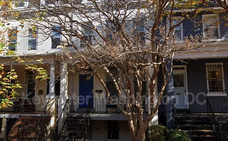 611 4th St NE #A — Photo 26