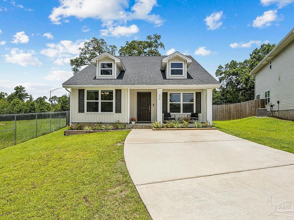 1st image of 376 Hilburn Ln
