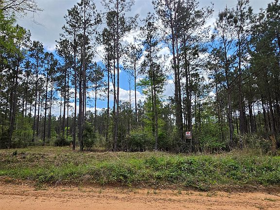 3rd image of Kelley Rd
