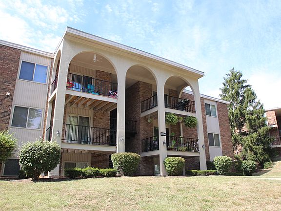2nd image of 3906 Lori Dr APT 13