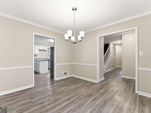 2nd image of 790 Pine Ridge Dr