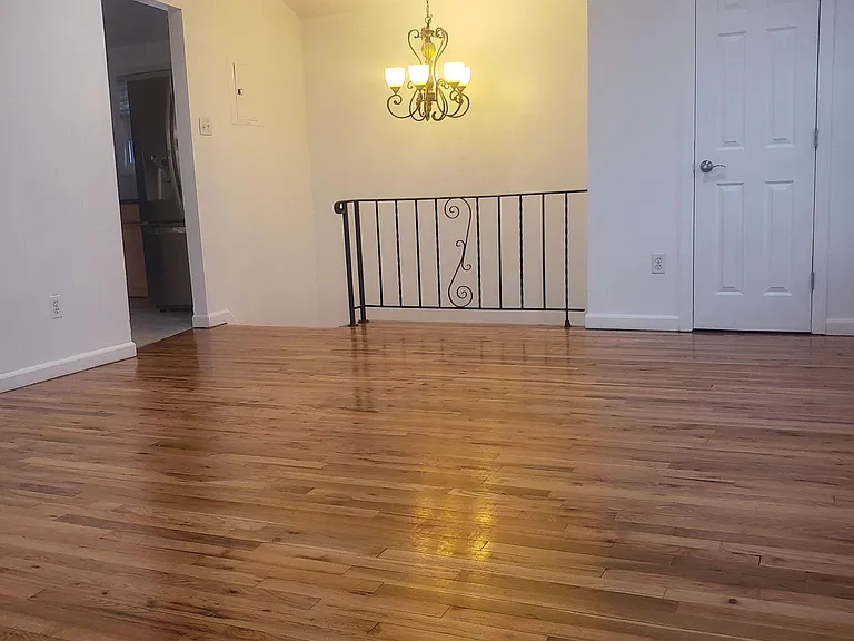25330 Craft Ave #2 — Photo 3