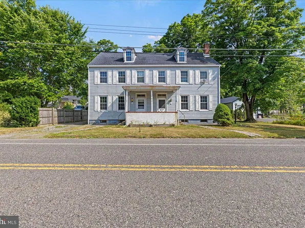 402 Main St, Columbus, NJ 08022