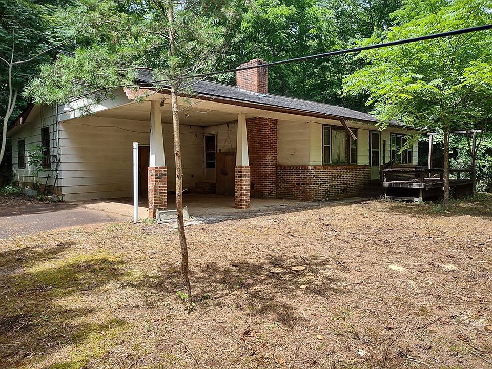 2nd image of 71 Elizabeth Dr