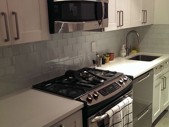 2nd image of 61 W 62nd St #4