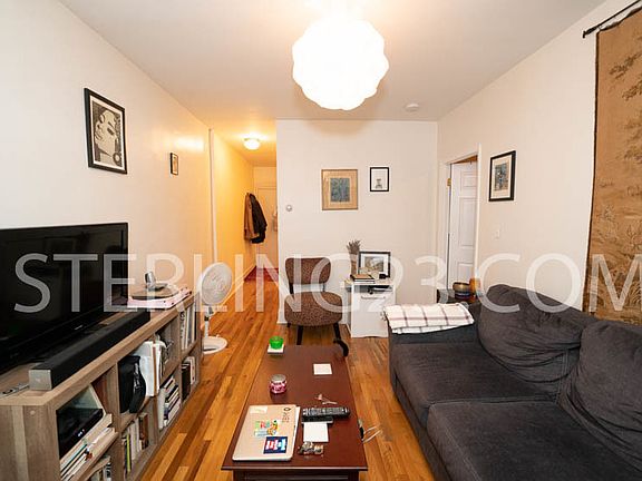 5th image of 2712 23rd Ave #2R