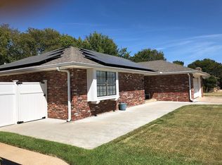 1913 8th Ave NW, Ardmore, OK 73401