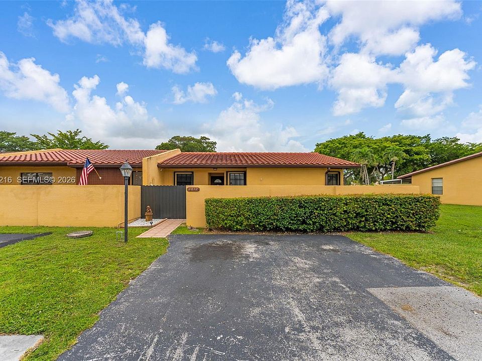 1st image of 8612 SW 148th Pl