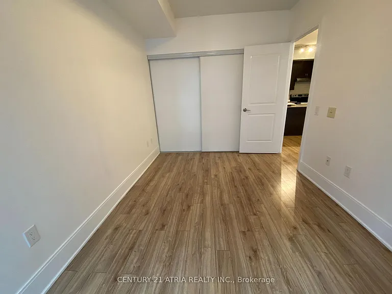 560 Front St W #706 — Photo 5