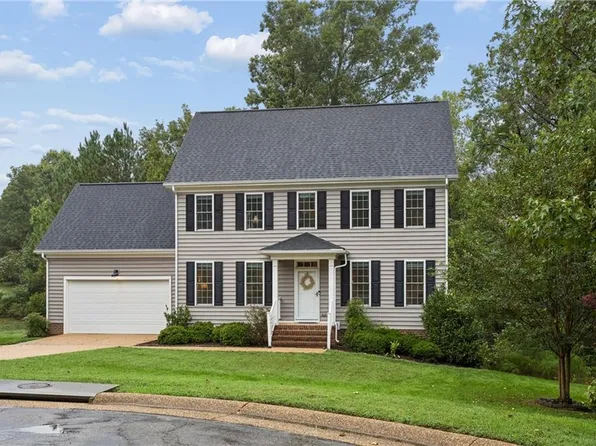 9927 E Cork Rd, Toano, VA 23168